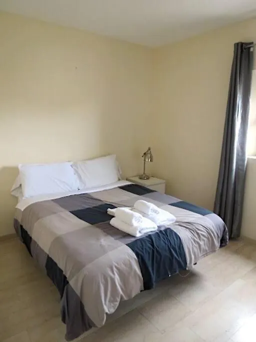 Central & Spacious 1Br W Pool Gibraltar 0*,