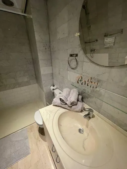Central & Spacious 1Br W Pool Gibraltar Gibraltar